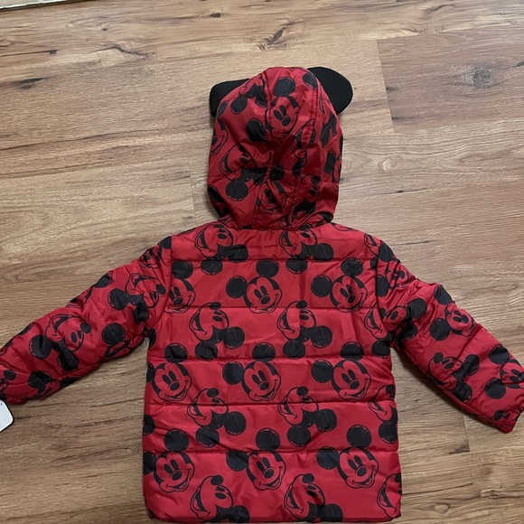 Disney Mickey Mouse puffer jacket, size 5, NWT - Picture 2 of 6